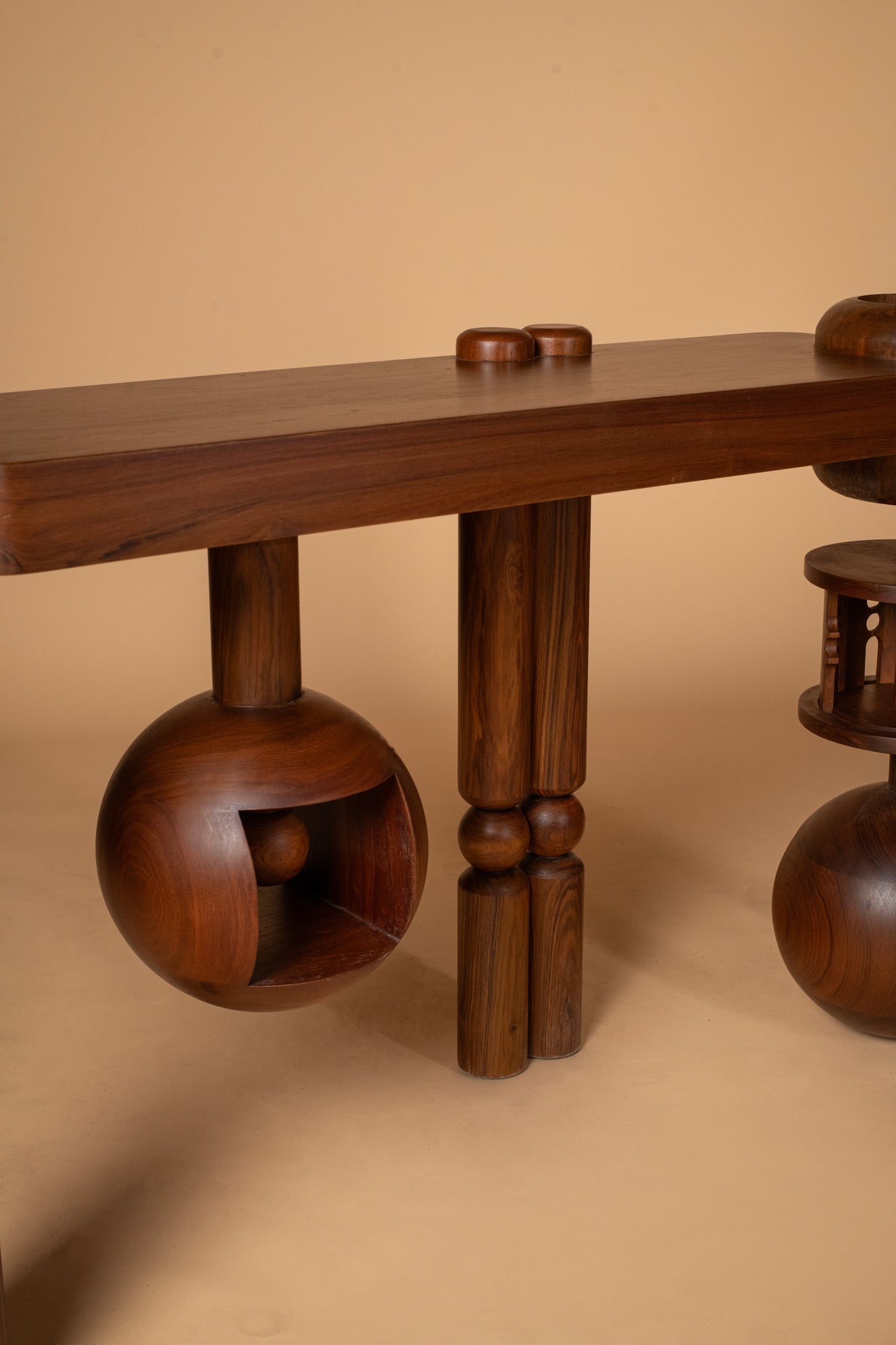 Dash & Dot Console Teak Wood