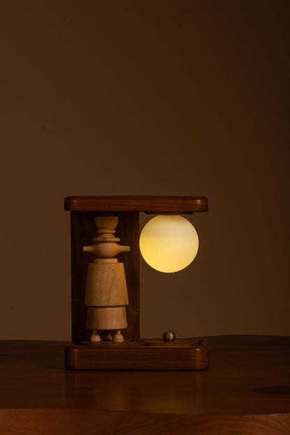 MuseVERSE Lamp - Ruler