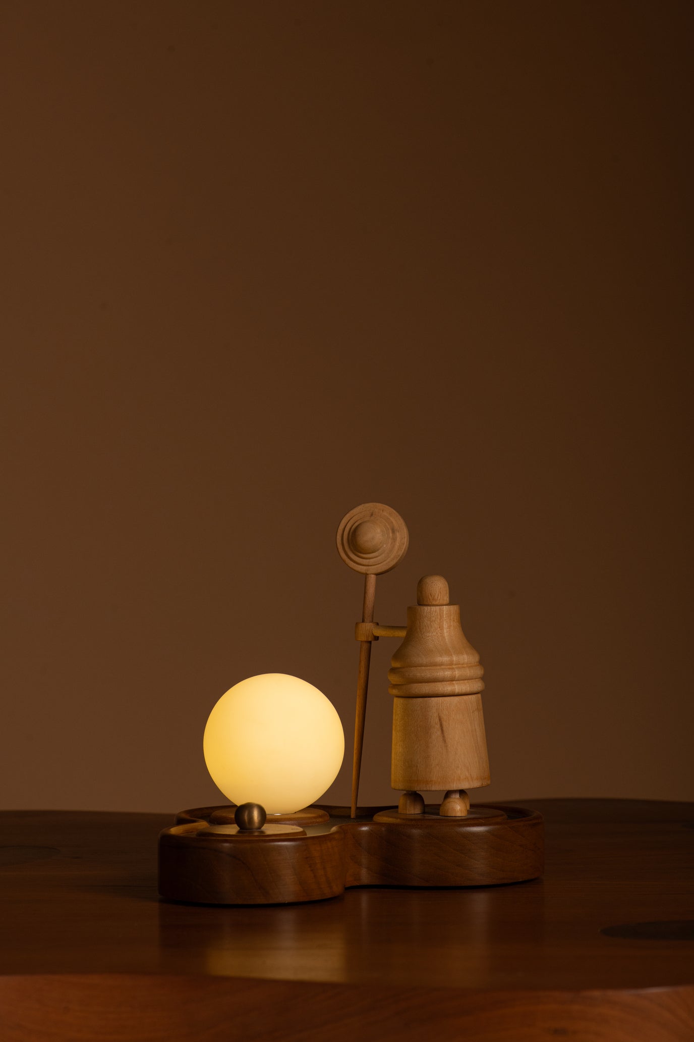 MuseVERSE Lamp - Gatekeeper