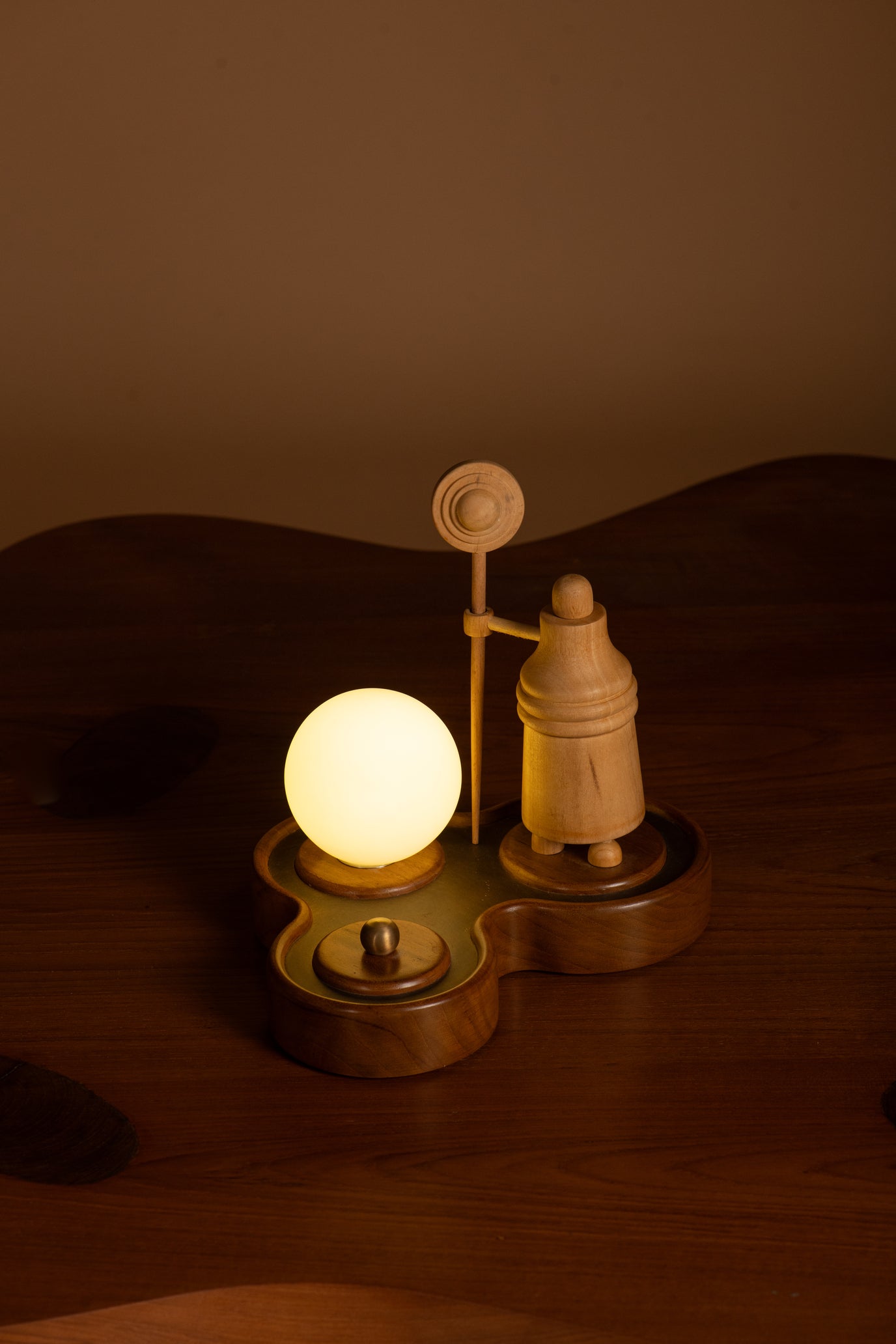 MuseVERSE Lamp - Gatekeeper