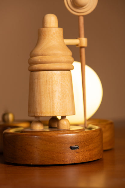 MuseVERSE Lamp - Gatekeeper